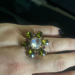 ANN TAYLOR STATEMENT RING -NEVER WORN Size 7